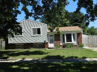 15647 Isabelle St, Romulus, MI 48174