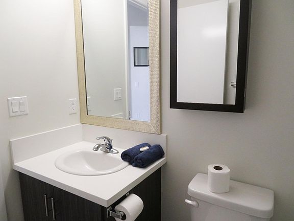 4th image of 14400 Friar St APT 405
