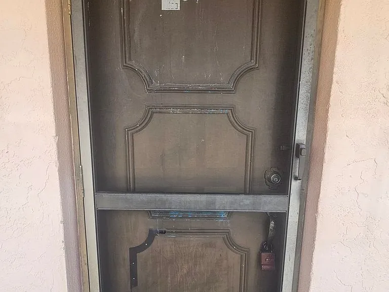 A-101 1221 SE 46th Ln. — Photo 3