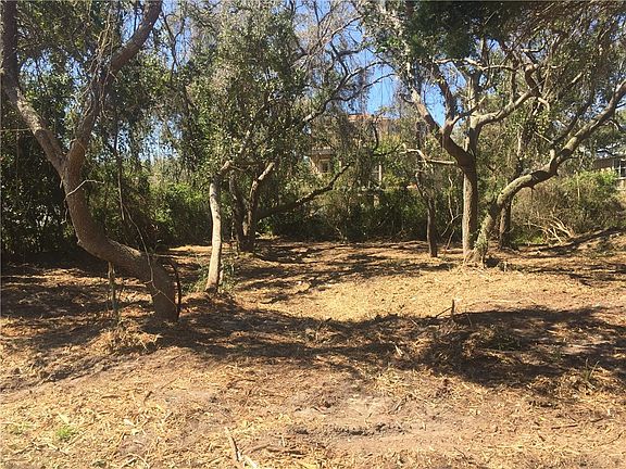 4th image of BLOCK-8 1st Ave Lot 1