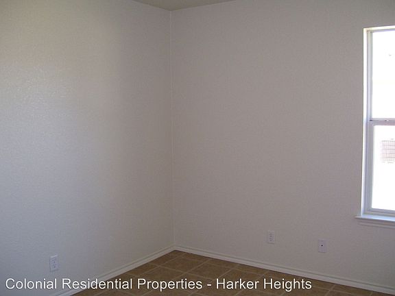 4th image of 210A Dale Earnhardt Dr