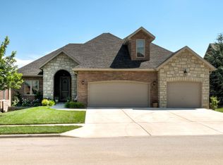 3934 E Rosebrier St, Springfield, MO 65809