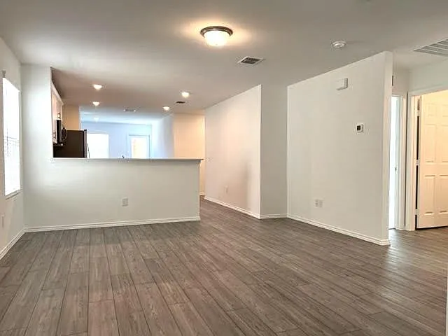 829 Lake Fletcher Rd — Photo 6