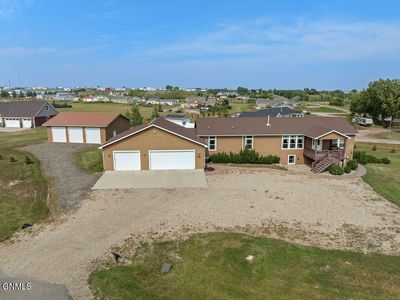 14003 Prairie Ln, Williston, ND, 58801