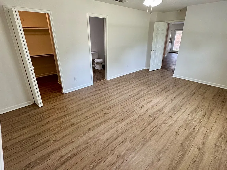 3003 Lemmontree Ln — Photo 7