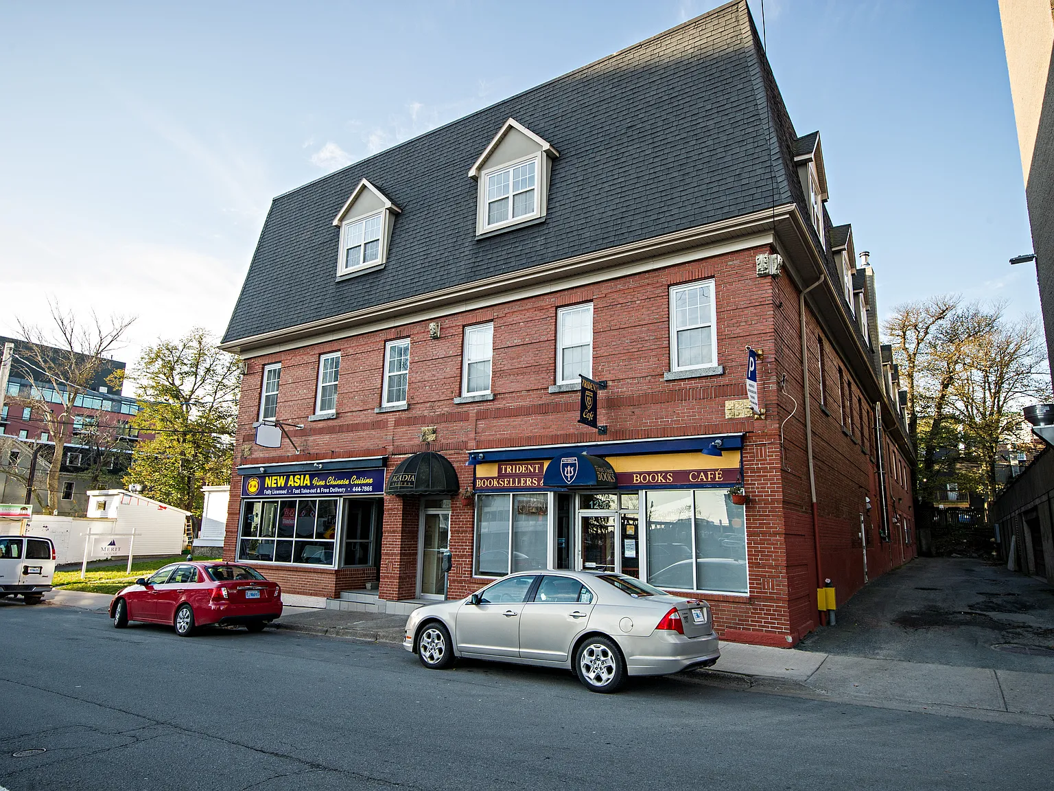 Acadia Suites — Photo 2