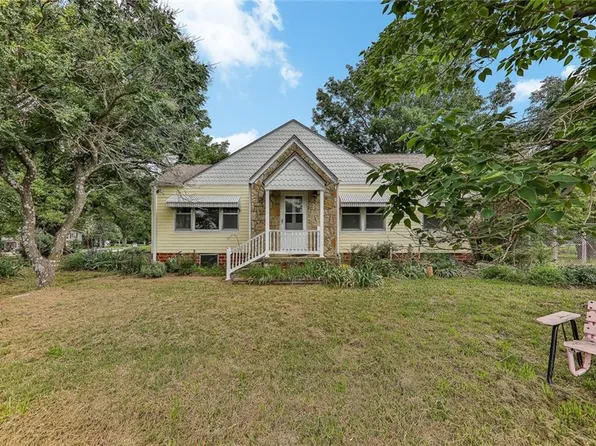1678 County Road 3950, Coffeyville, KS 67337