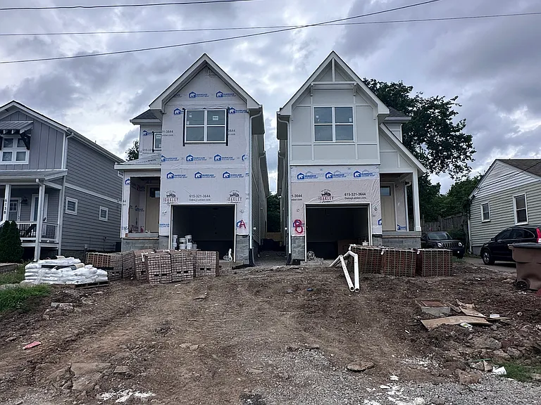 615 Waco Dr — Photo 2
