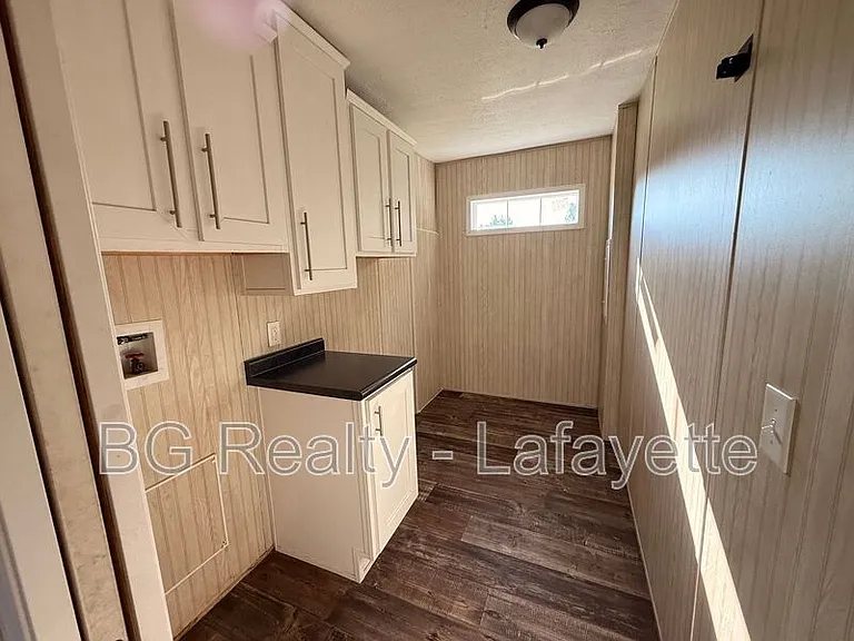 290 Gulino St — Photo 4