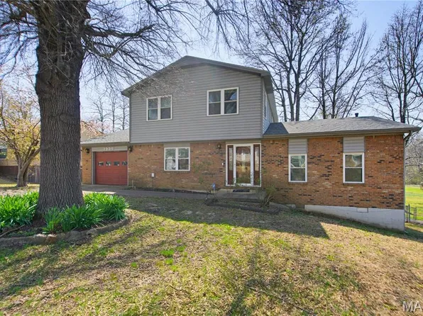 1936 Fernwood Rd, Poplar Bluff, MO 63901