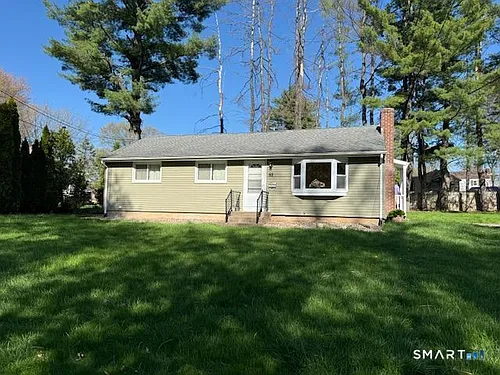 62 Brookdale Ave Photo 1