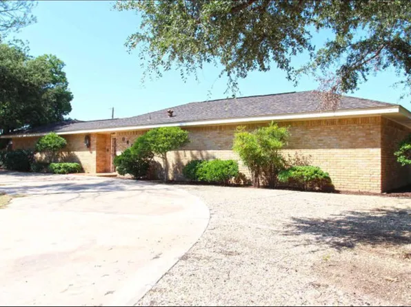 1 Bentley Ct, Midland, TX 79705