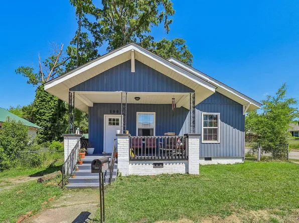 200 Jefferson St, Clinton, SC 29325