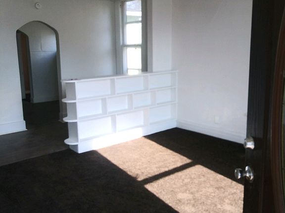 5th image of 1024 Marion Ave