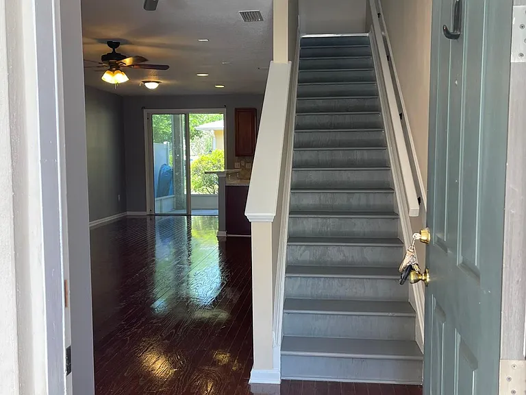 8855 Inlet Bluff Dr — Photo 3