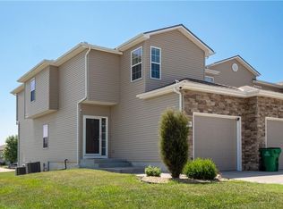 1621 SW Madison St, Lees Summit, MO 64081