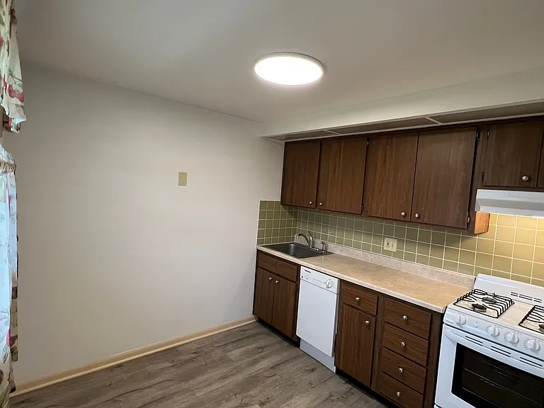 Typical Kitchen on all units