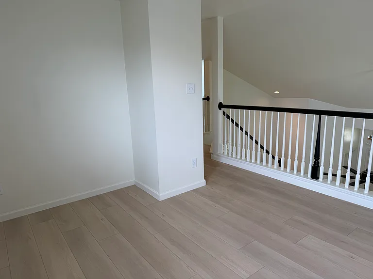 1016 Starlight Dr — Photo 35
