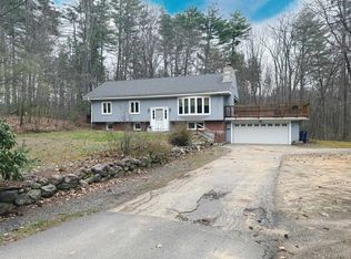 83 Seaverns Bridge Rd, Amherst, NH 03031