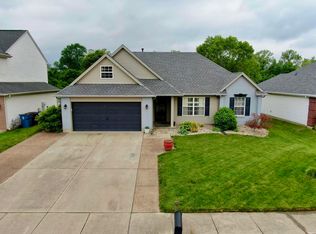 9812 Clippinger Rd, Evansville, IN 47725