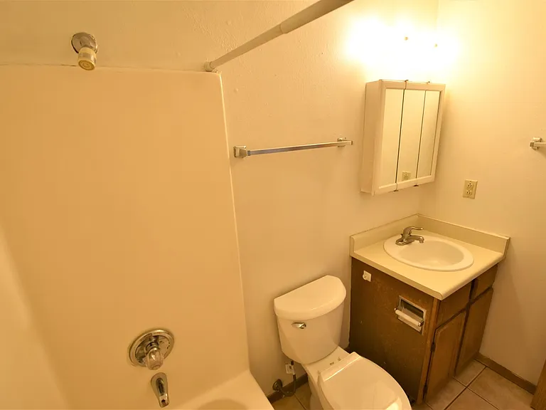 1125 Grandview Ave #4 — Photo 11