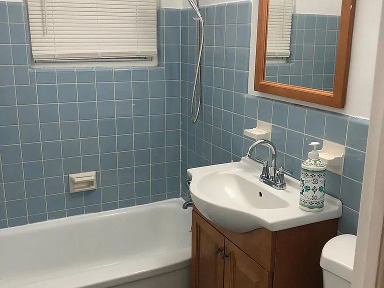 13797 Cedar Rd #1 — Photo 4