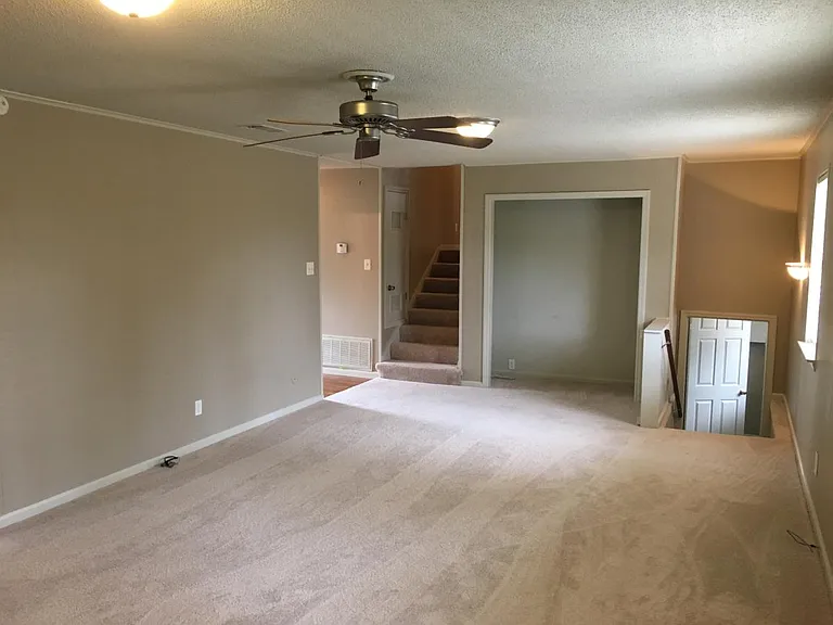23 Feldspar Ct — Photo 5