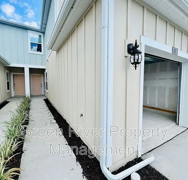 83 Tidal Beach Ave — Photo 5