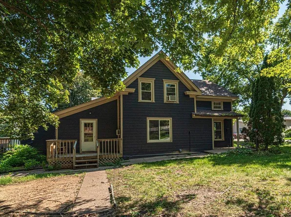 318 4th St W, Hastings, MN 55033