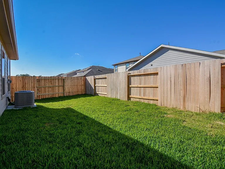 17327 Rock Willow Ln — Photo 25
