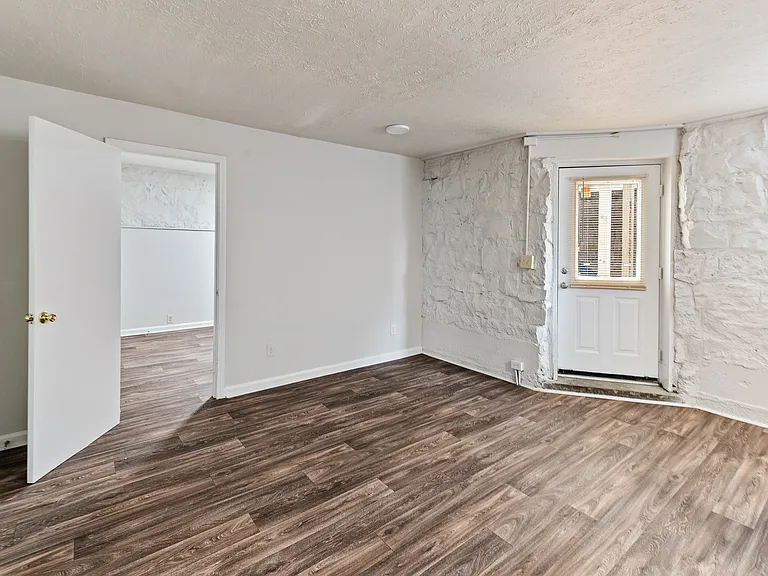 315 W Hill St #OB1 — Photo 8