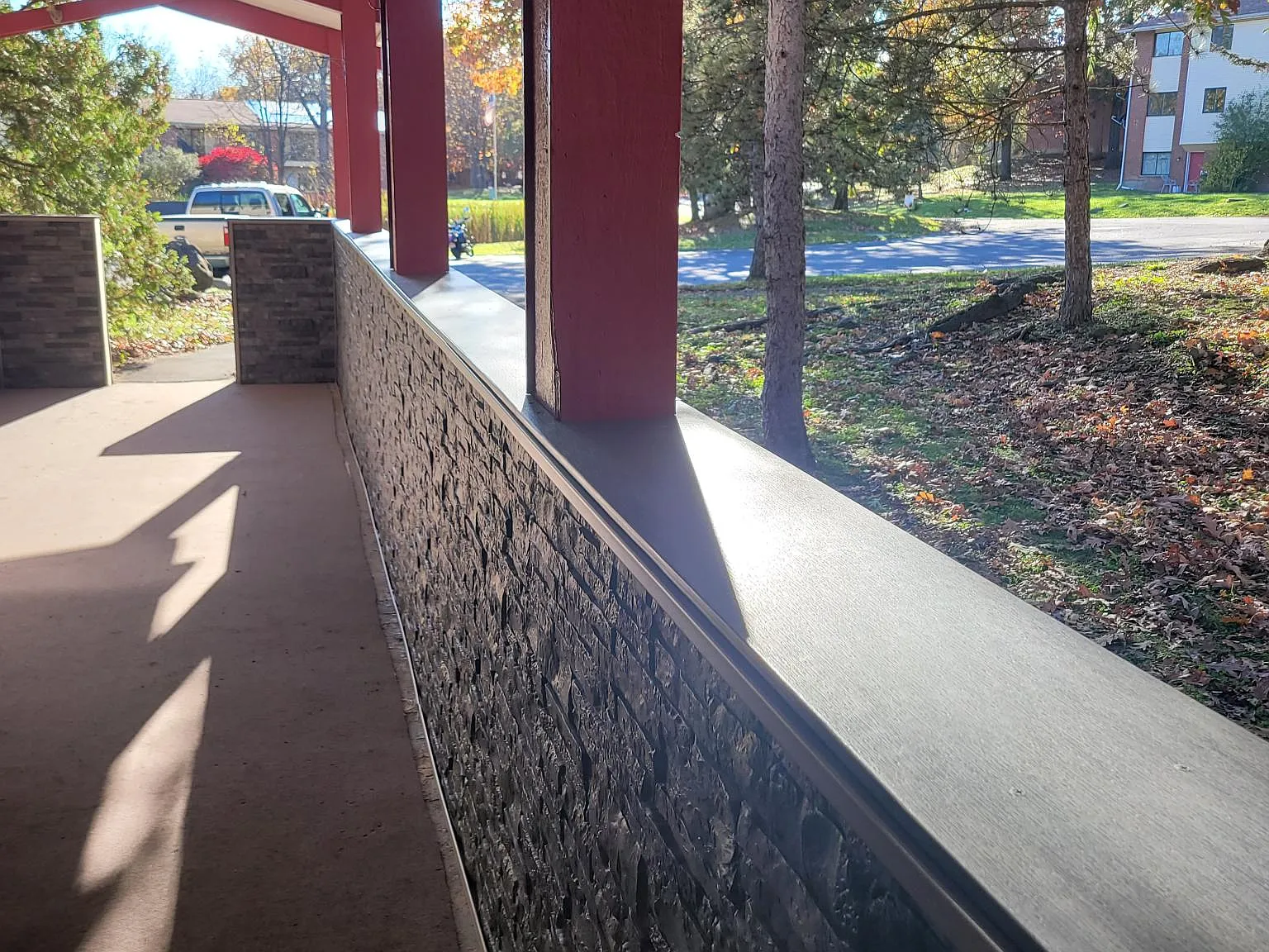 Oakbrook Manor Apartments — Photo 3