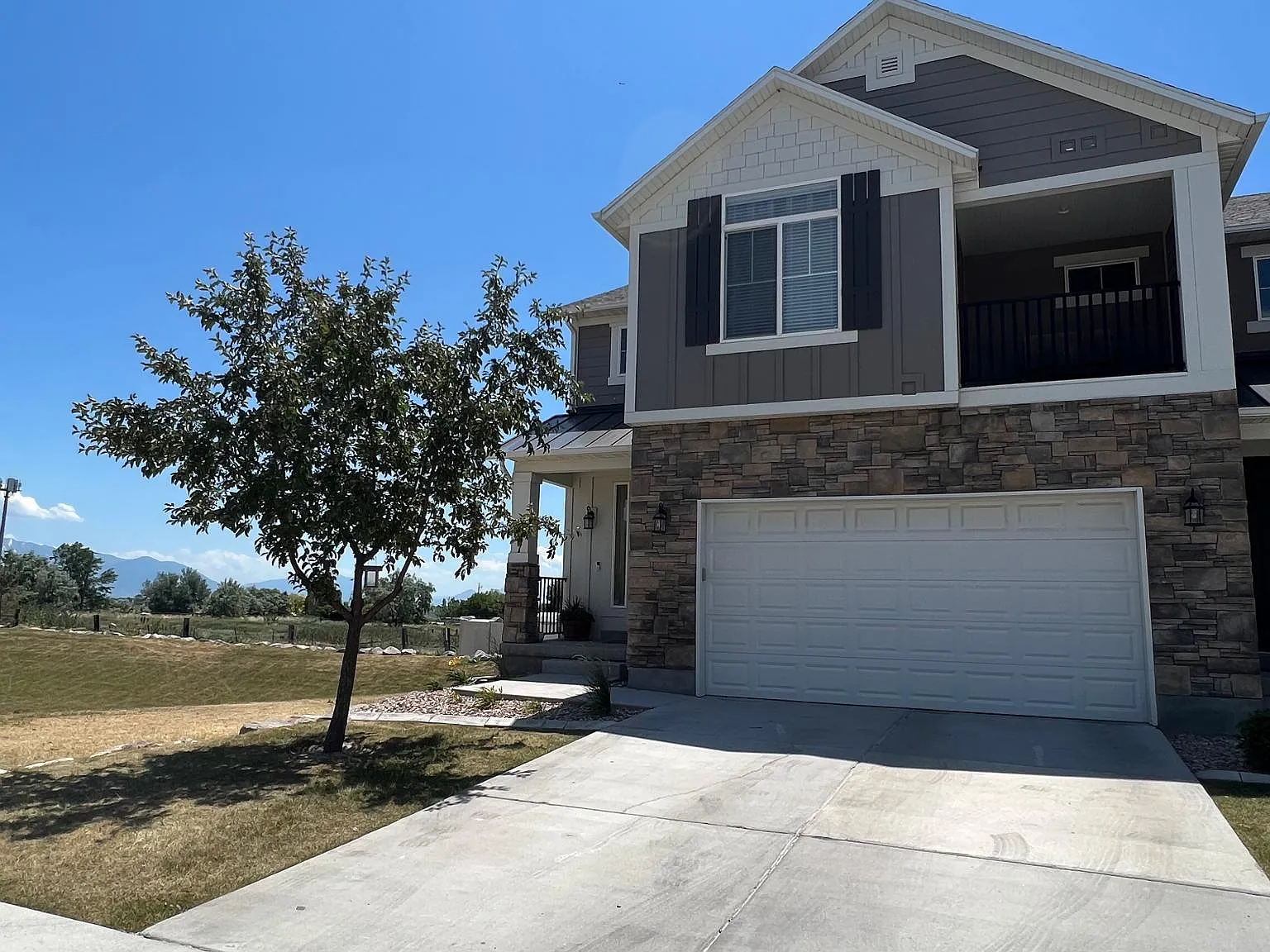 267 Cordoba Dr — Photo 1