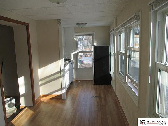 4th image of 3302 Lincoln Blvd