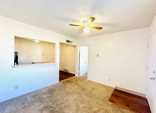 Santa Cruz Apartments - Studios, 1 Bedroom and 2 Bedrooms with Pool! — Photo 7