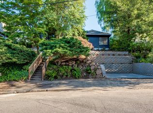 1730 SW Custer St, Portland, OR 97219