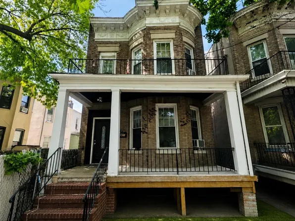 10411 89th Avenue, Richmond Hill, NY 11418