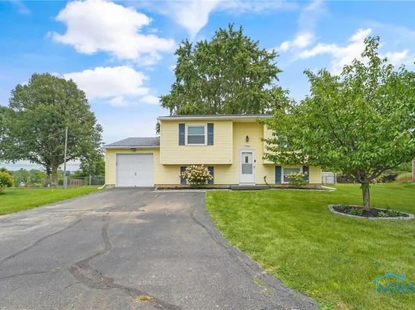 7250 Starcrest Rd, Perrysburg, OH 43551