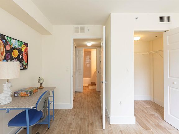 5th image of 13906 SW 122nd Ave #11-307
