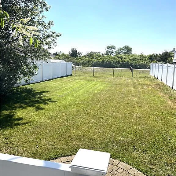 129 Flamingo St — Photo 18