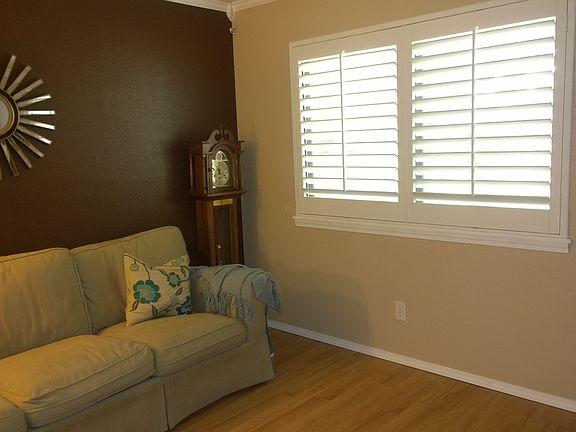 Plantation shutters