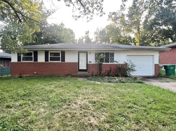 10133 Maraldo Pl, Saint Louis, MO 63137