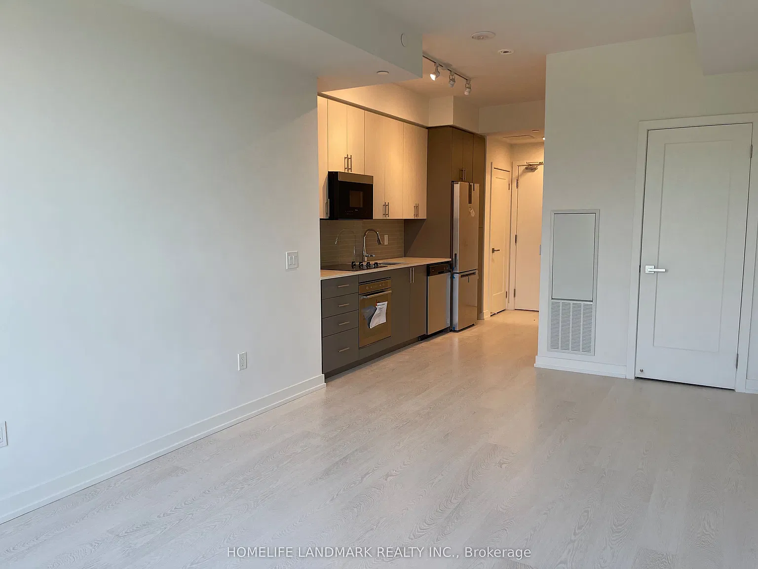 1 bed, $1,600 — Photo 4