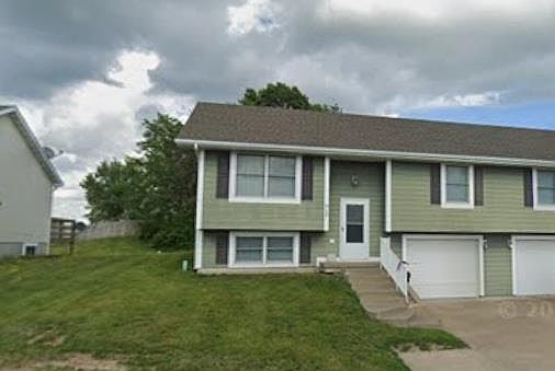1st image of 12 Bobwhite Dr