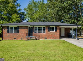19 Sandy Beach Ter NW, Rome, GA 30165