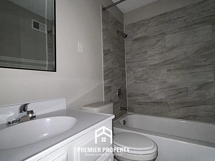 8280 Hastings Cv — Photo 14