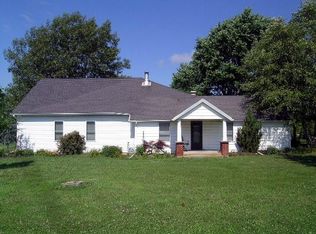 1827 Old Seymour Rd, Marshfield, MO 65706