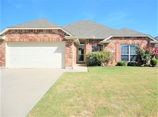 962 Redfish Dr, Burleson, TX 76028
