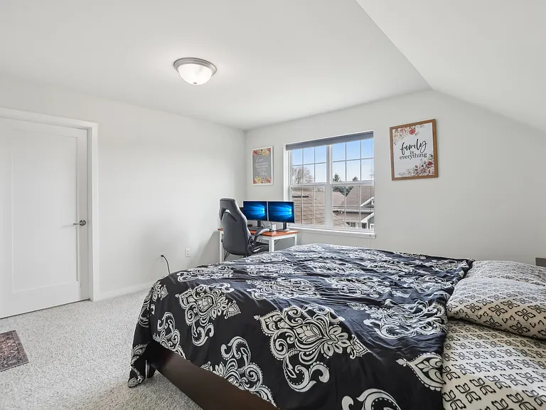 9924 Peach Leaf Ln — Photo 29
