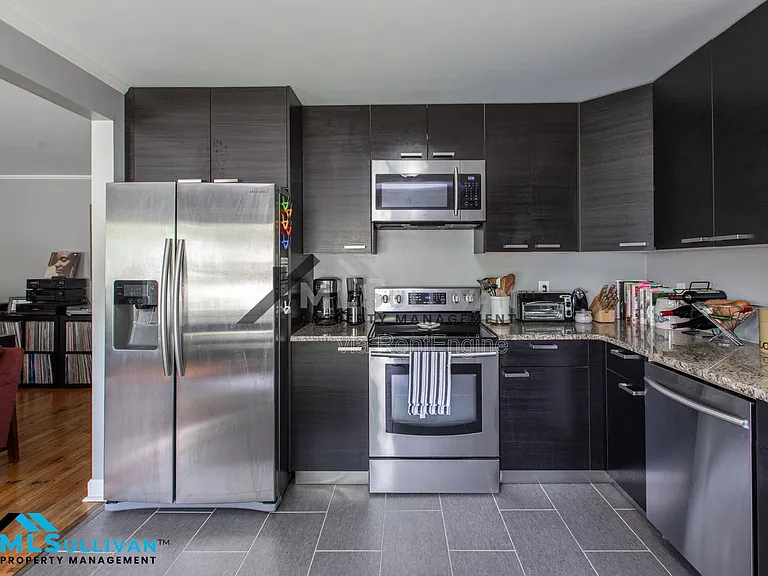 1021 Sedgefield St — Photo 14